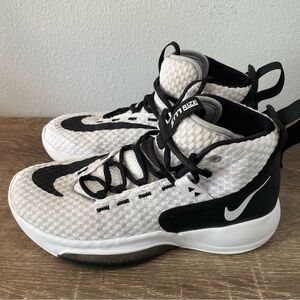 Nike Zoom Rize Basketball Shoes - Men’s Sz 7